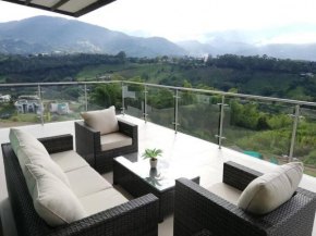 Amplio apartamento de 180 metros con terrazas con vista única cafetera en Armenia